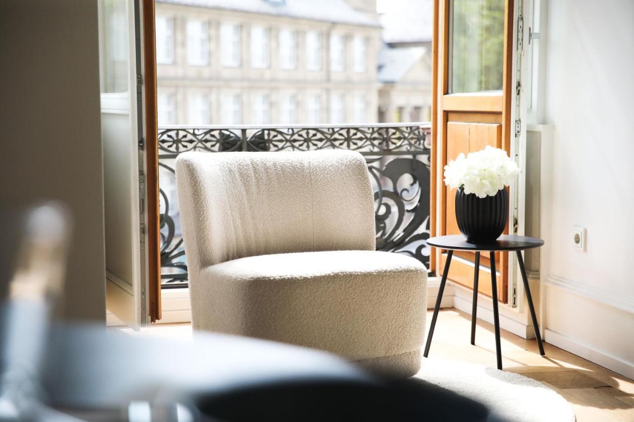 Palais Passy~Design Suite Mit Ausblick Im Zentrum Вісбаден Екстер'єр фото